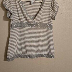 Red Paint L Grey & White Striped Tee / Blouse / Top Polkadot details Cap Sleeve